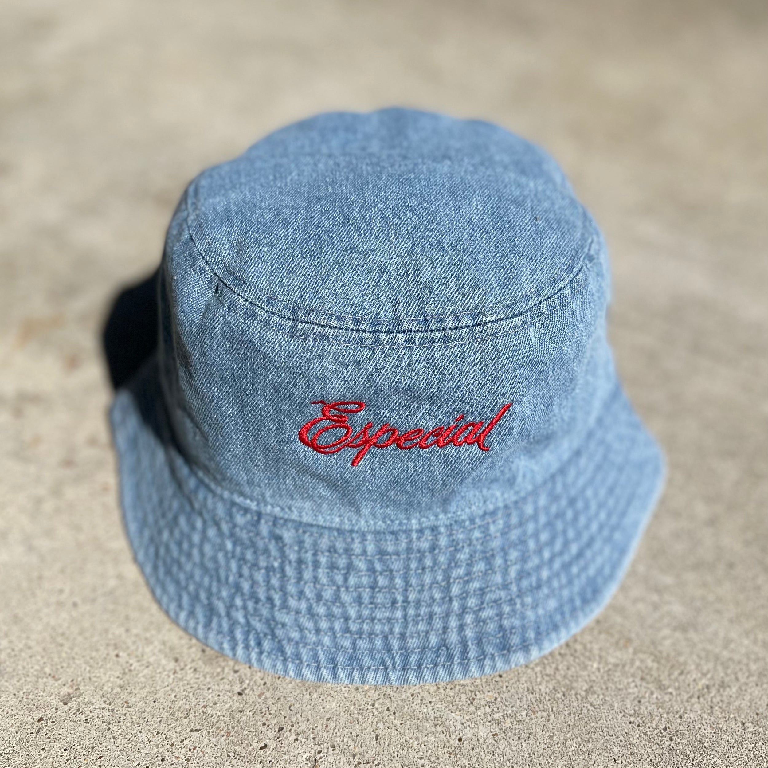 Script logo Bucket Hat- Red